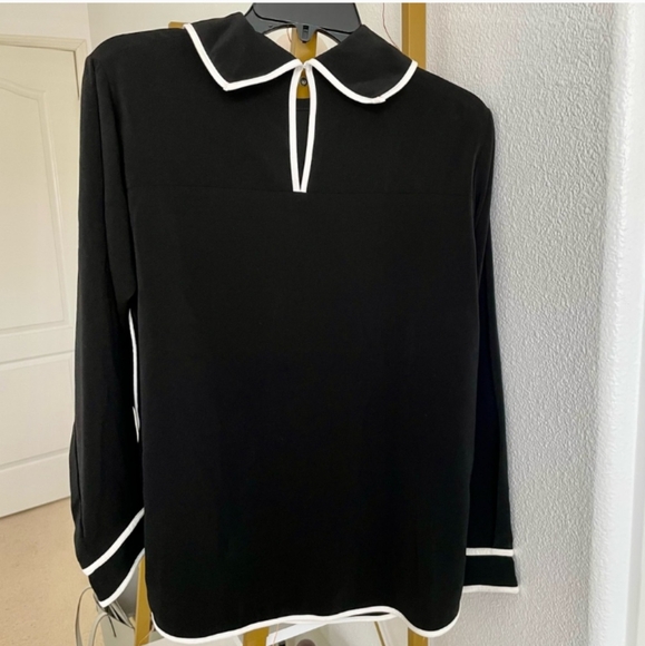 Zara Authentic Blouse - Picture 2 of 2